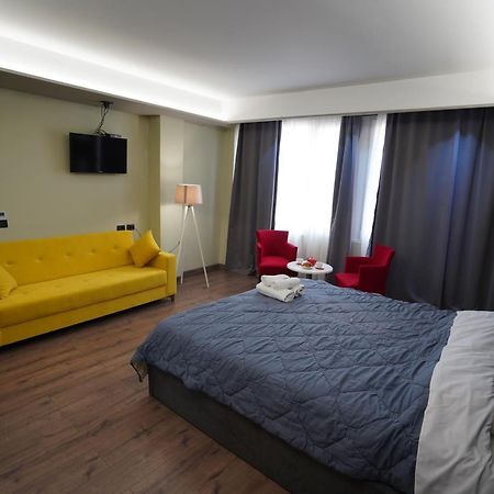 Driti Hotel Tirana Albania Esterno foto