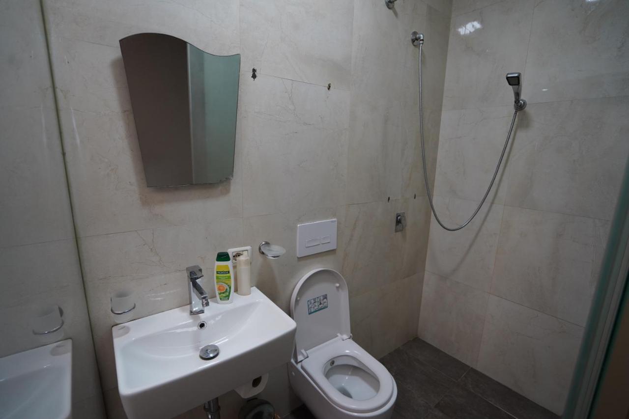 Driti Hotel Tirana Albania Esterno foto