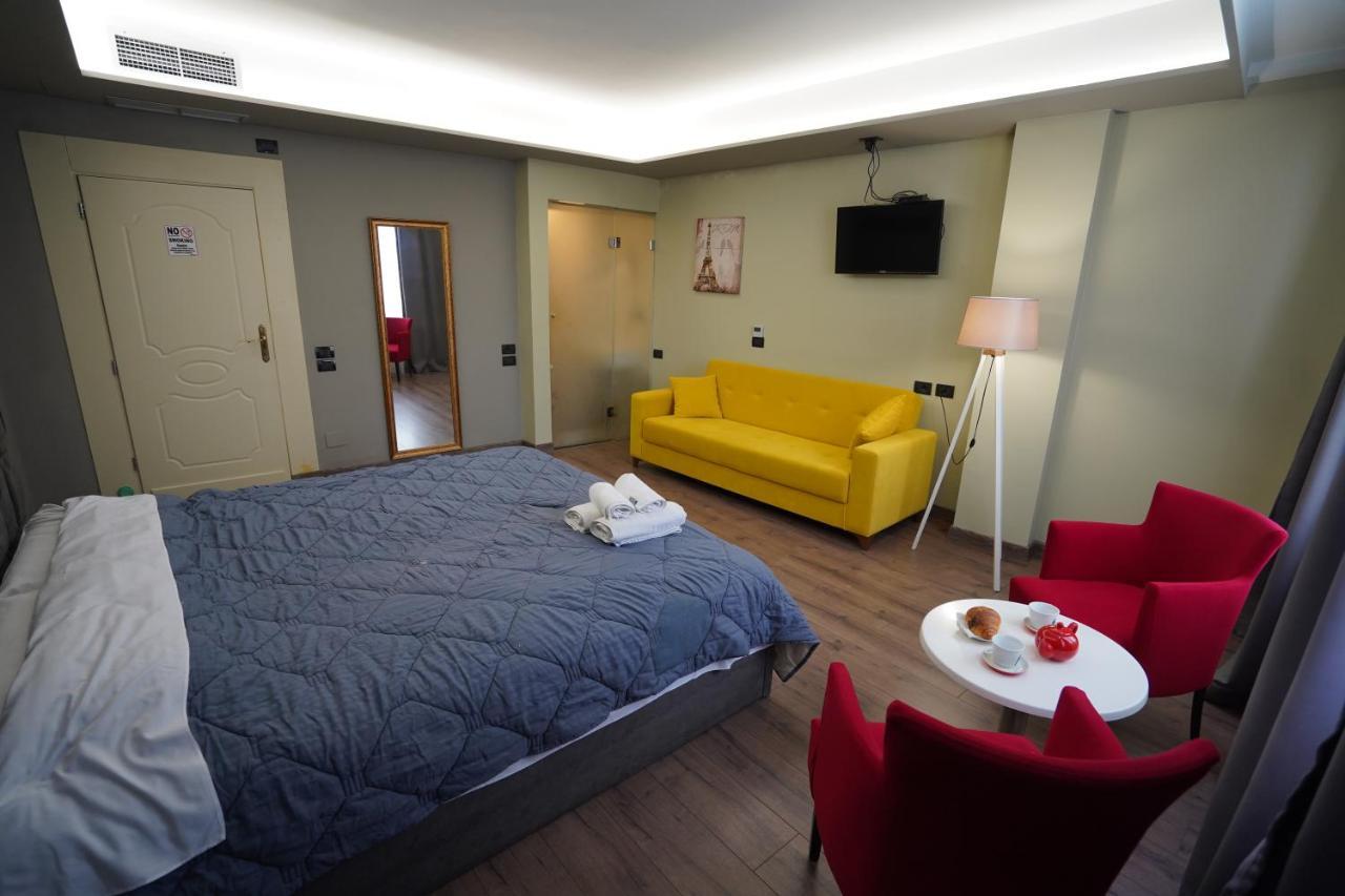 Driti Hotel Tirana Albania Esterno foto