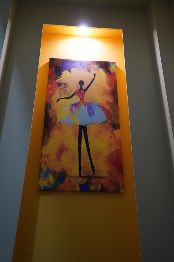 Driti Hotel Tirana Albania Esterno foto