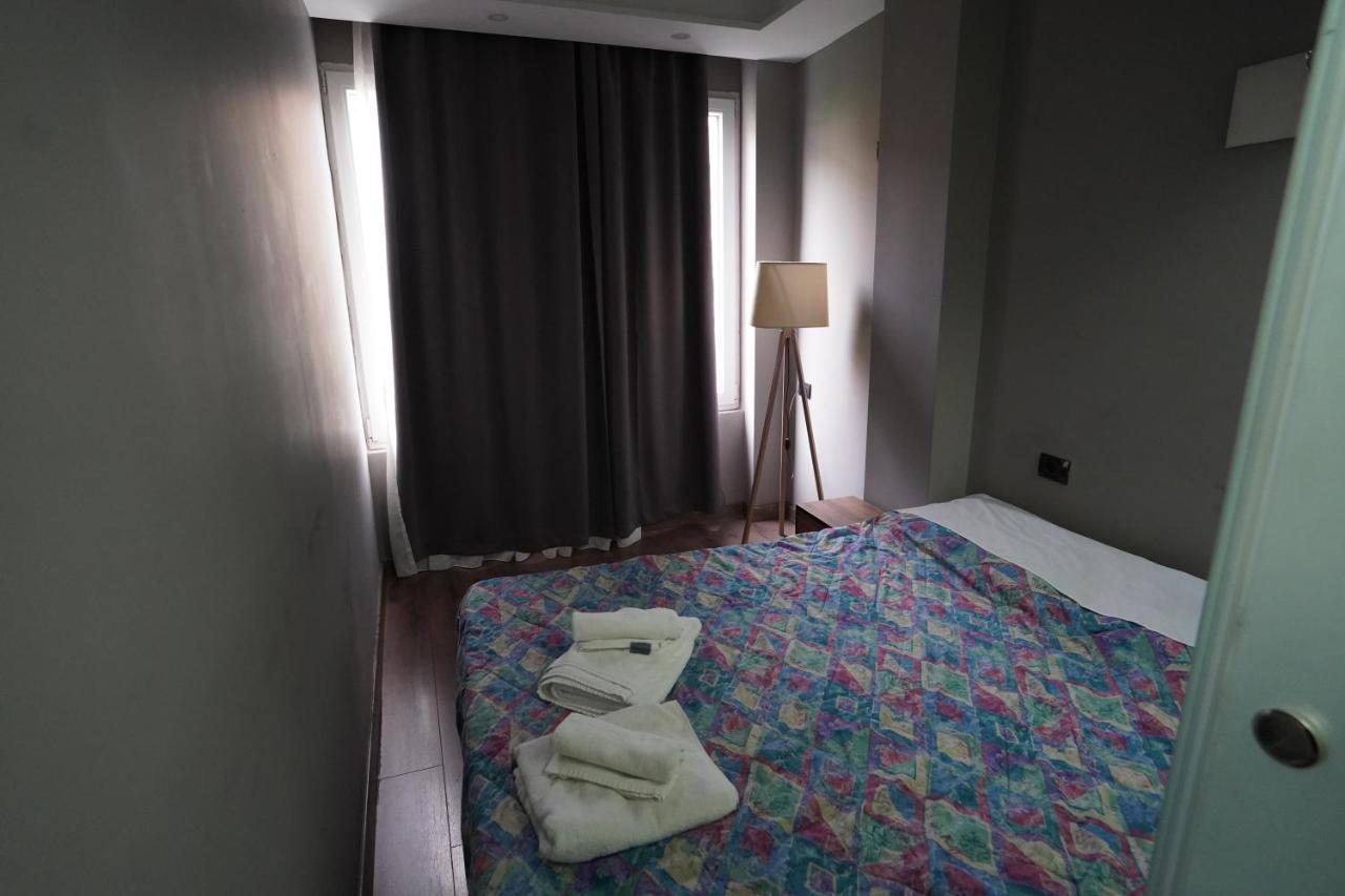 Driti Hotel Tirana Albania Esterno foto