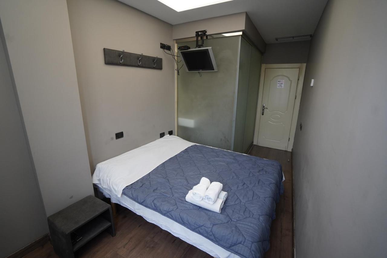 Driti Hotel Tirana Albania Esterno foto