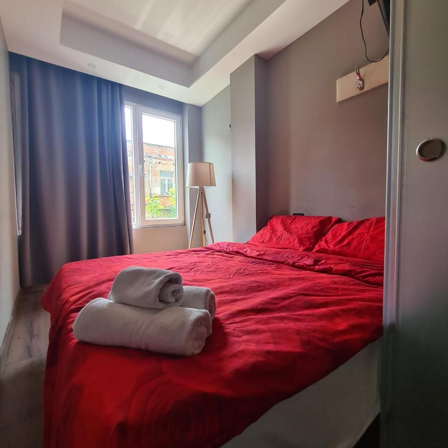 Driti Hotel Tirana Albania Esterno foto