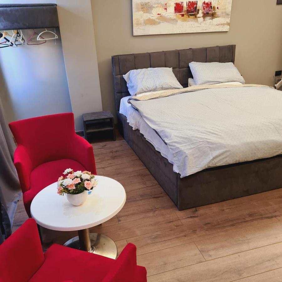 Driti Hotel Tirana Albania Esterno foto